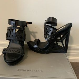 Wedge black platform sandals